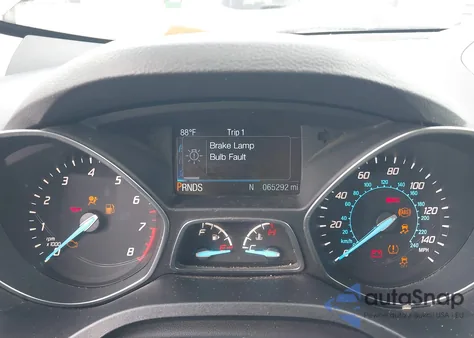 2016 Ford Escape Se z USA, uszkodzony, nr VIN 1FMCU9GX4GUC37324